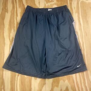 Vintage Y2K Nike Baggy Athletic Shorts – Grey/Silver – Men’s M